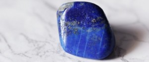 12月の誕生石の「ラピスラズリ」どんな石？魅力とは？「成功の保証